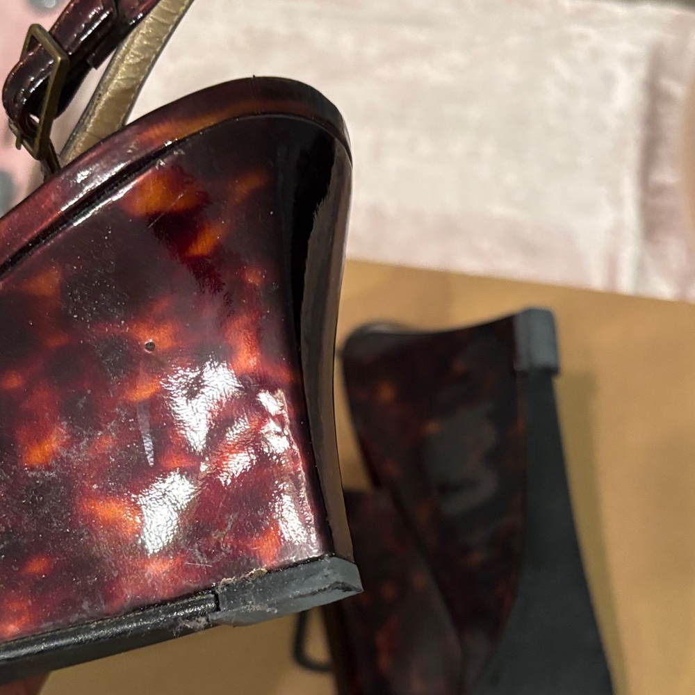 Stuart Weitzman Tortoise Pattern Slingback Heels - image 4